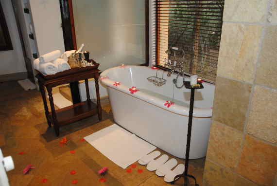 Photo of Romantic Bathroom
