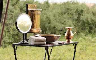 Picture of a classic copper wash set prepared for a tourist 